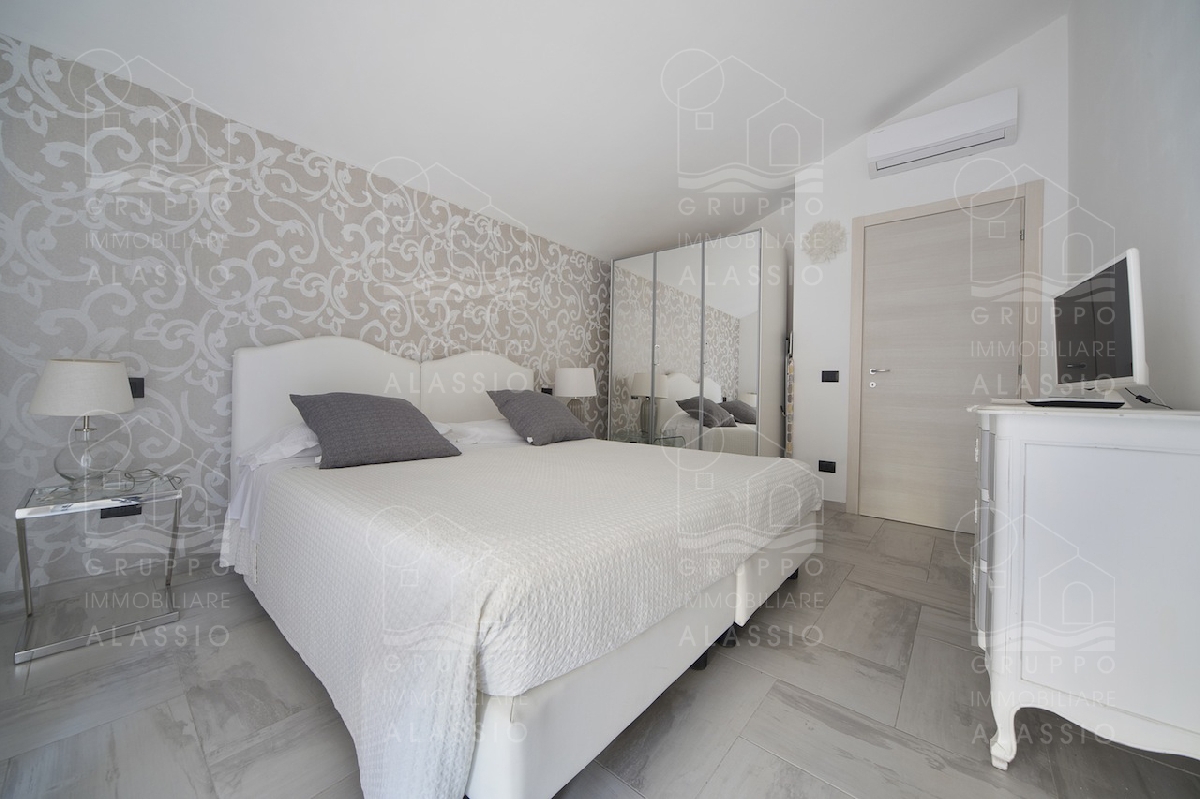 Trilocale in affitto a ALASSIO 6 posti letto