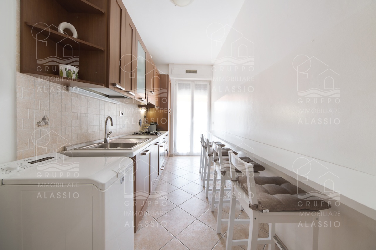 Trilocale in affitto a ALASSIO 4 posti letto