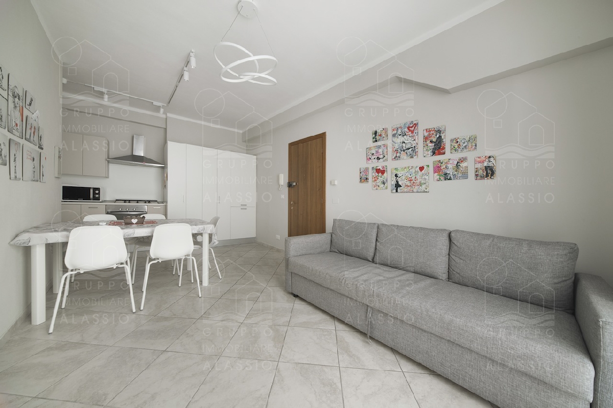 Trilocale in affitto a ALASSIO 6 posti letto