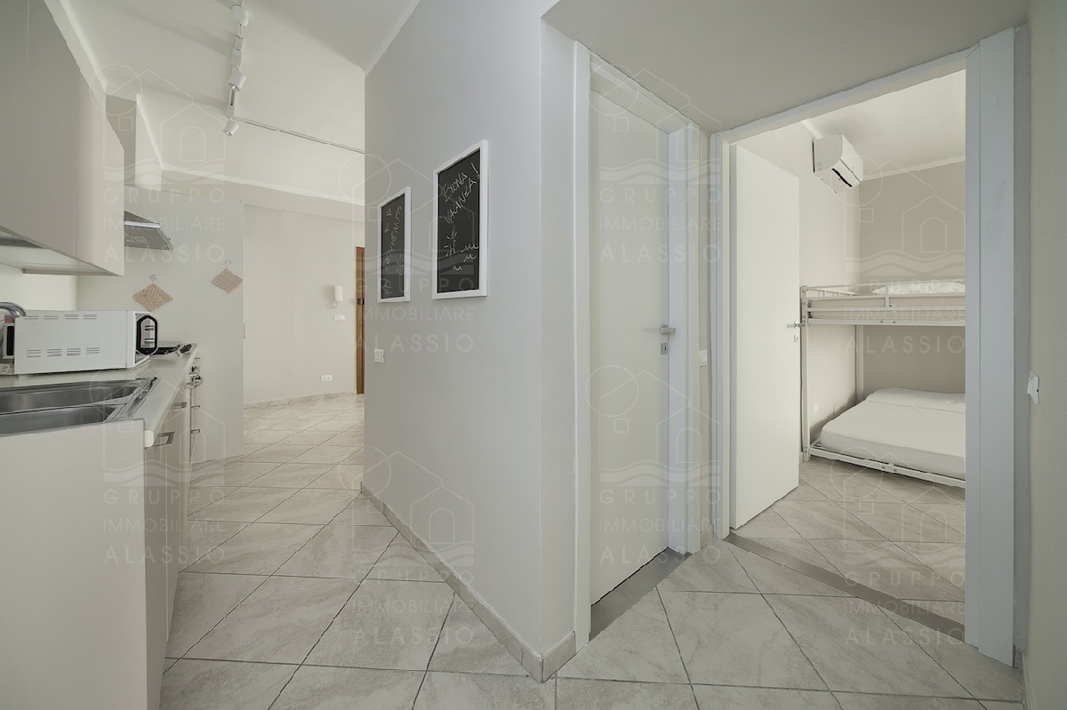 Trilocale in affitto a ALASSIO 6 posti letto